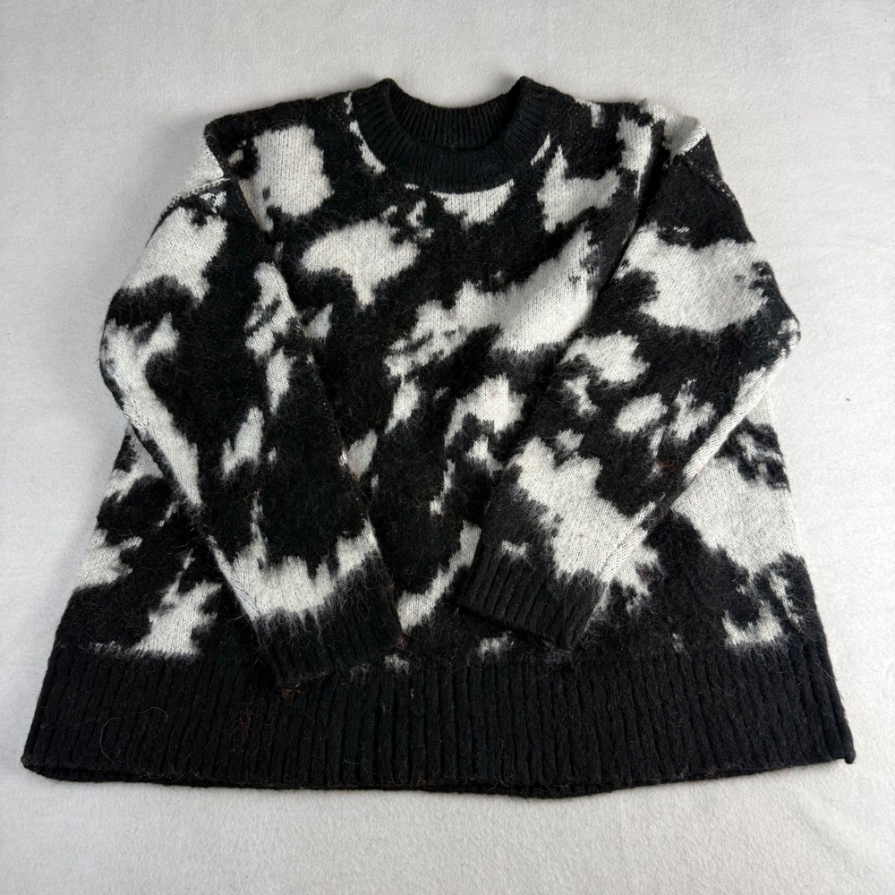 Topshop Womens Black White Abstract Cow Print‎ Fuzzy Knit Sweater Medium US 8-10